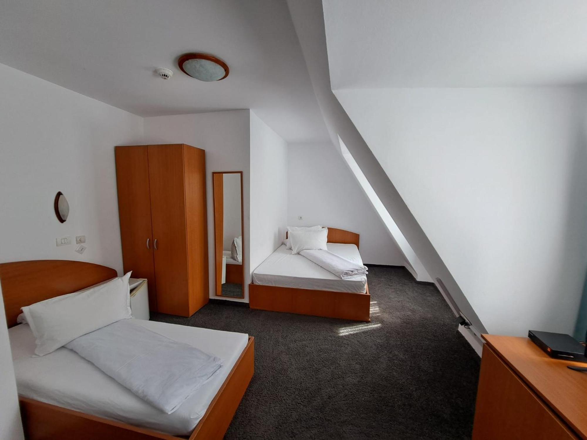 Hotel Pescarus Port 比卡兹 外观 照片